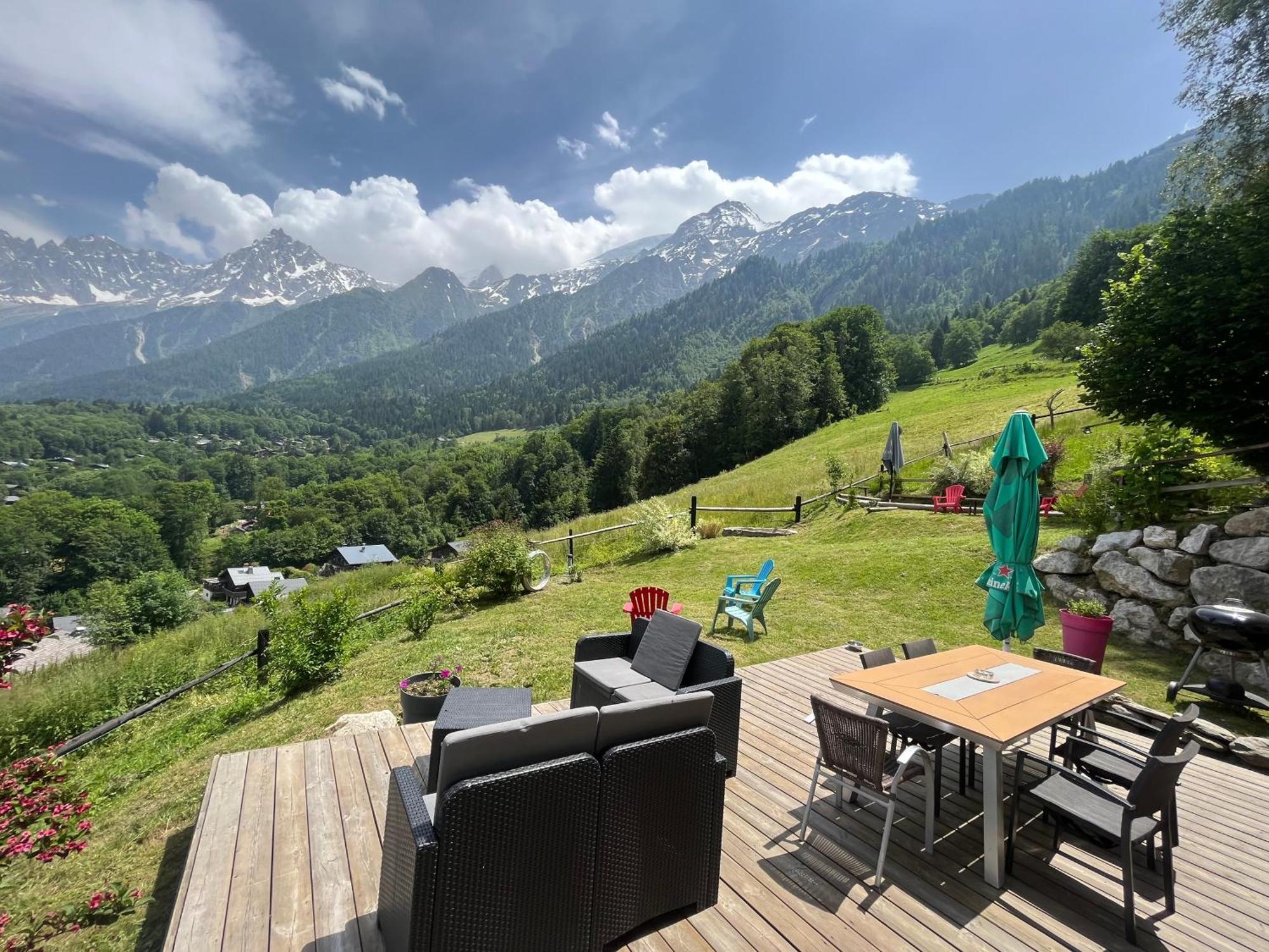 Amazing View Appartement Du Chalet 莱苏什 外观 照片