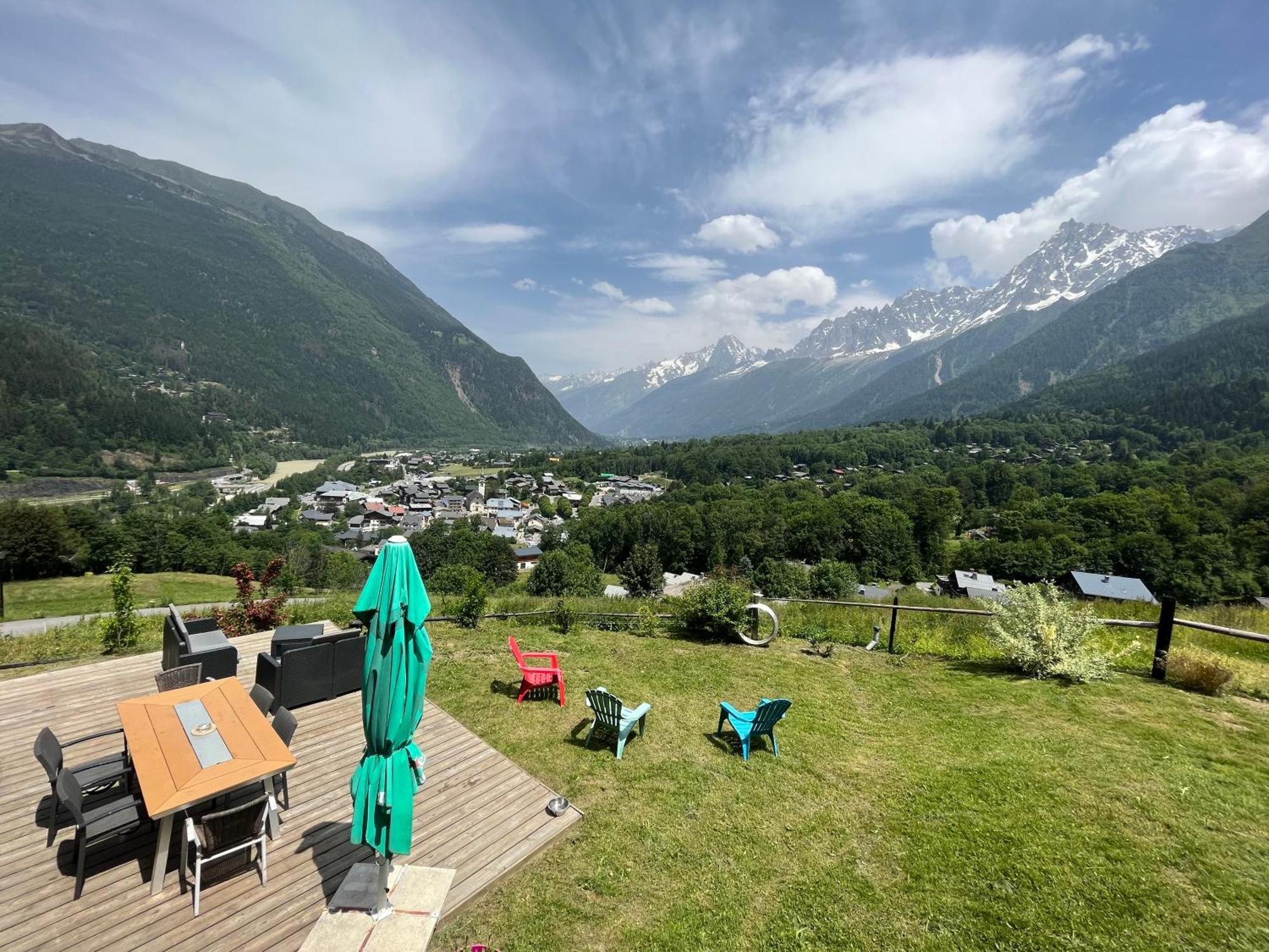 Amazing View Appartement Du Chalet 莱苏什 外观 照片