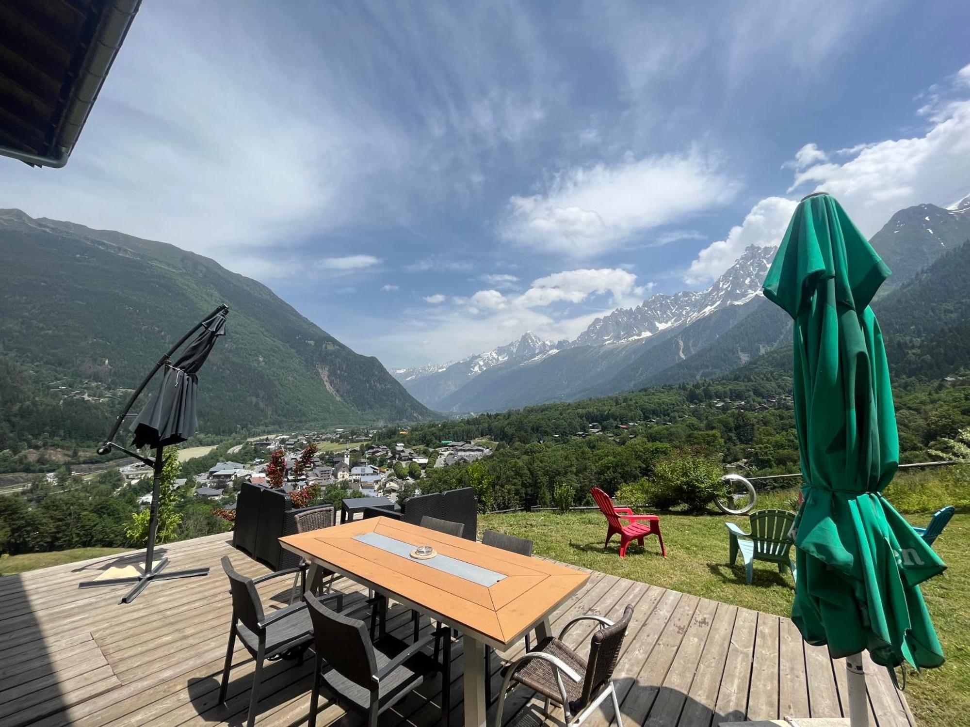 Amazing View Appartement Du Chalet 莱苏什 外观 照片